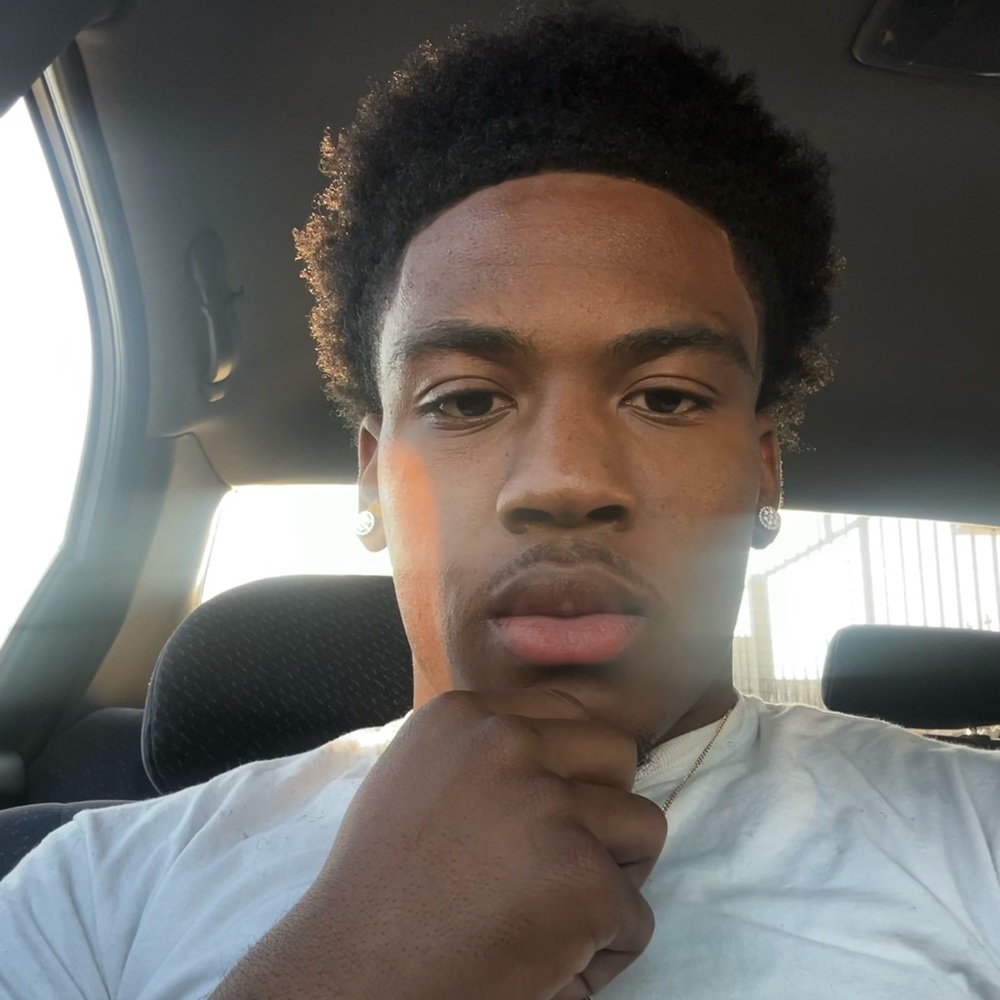 Meet your Posher, Aaron